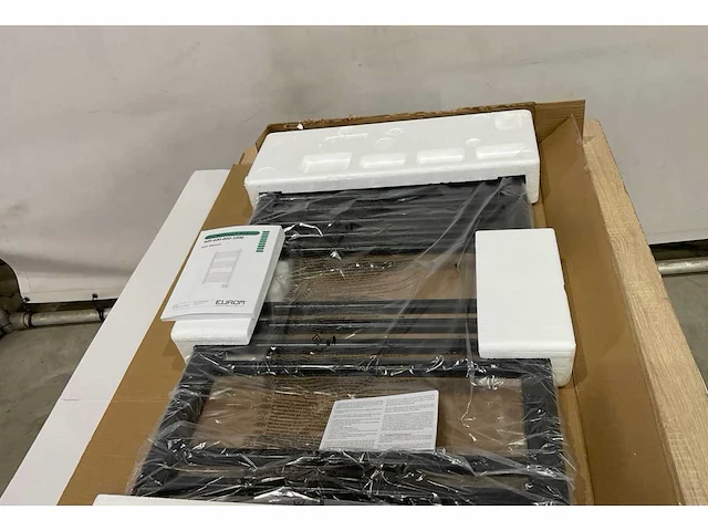 Eurom sani bathroom 600 wifi black radiator - afbeelding 3 van  6