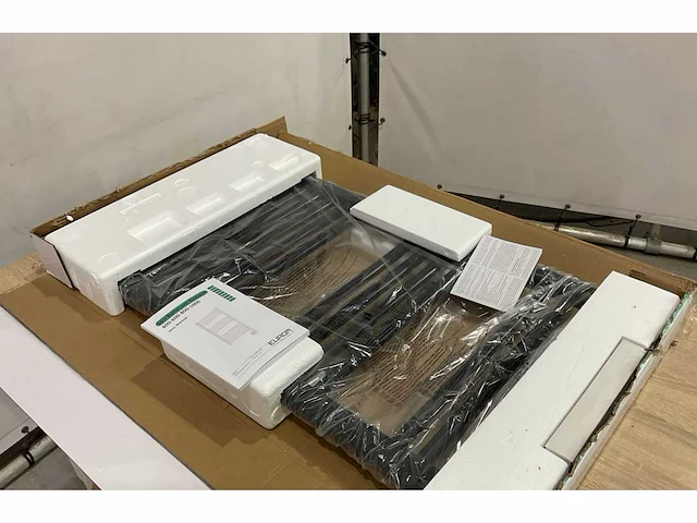 Eurom sani bathroom 600 wifi black radiator - afbeelding 4 van  6