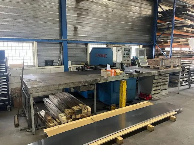 Euromac - bx 750 30 - pons-nibbelmachine - afbeelding 1 van  13