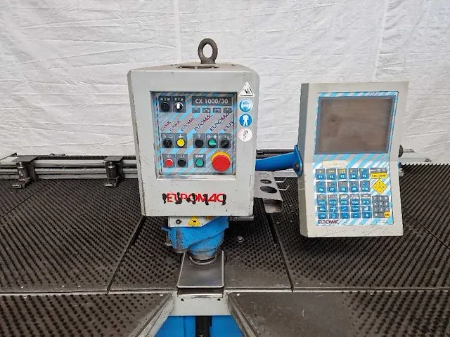 Euromac - cx 1000 30 - pons-nibbelmachine - afbeelding 4 van  15
