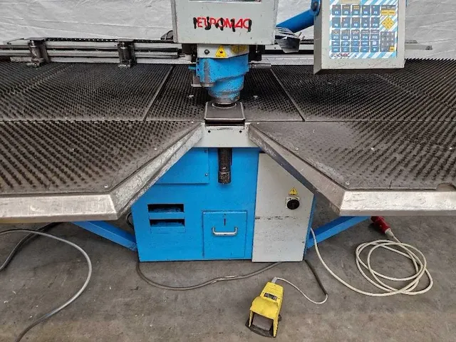 Euromac - cx 1000 30 - pons-nibbelmachine - afbeelding 5 van  15