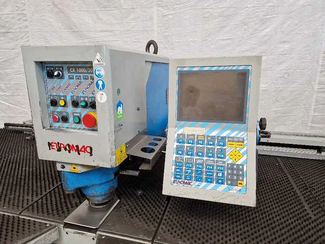 Euromac - cx 1000 30 - pons-nibbelmachine - afbeelding 6 van  15