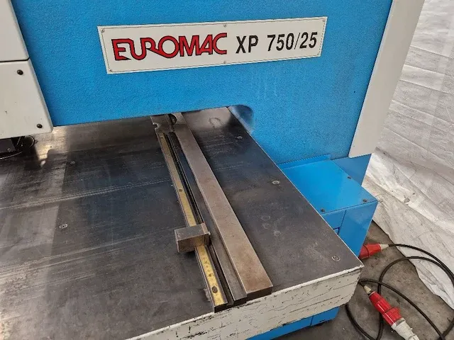 Euromac - xp 750 30 - ponsmachine - afbeelding 6 van  14