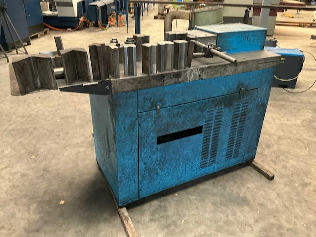 Euromac p.b. 350.s horizontale buigmachine - afbeelding 5 van  8