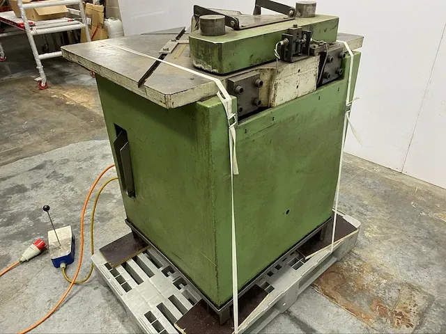 Euromac t 250/6 hydraulische hoekschaar - afbeelding 4 van  6