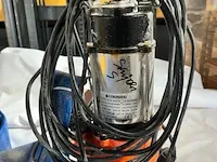 Euromatic waterpomp met slang - afbeelding 1 van  3