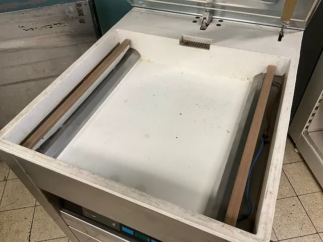 Europack haz-2002 vacuüm machine - afbeelding 8 van  13