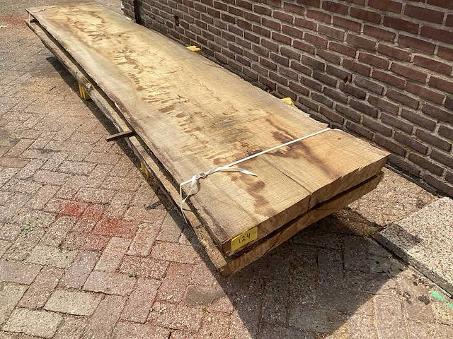 Europees eiken - 2018 gezaagd 190 x 870 x 3630 mm - schaaldeel (2x) - afbeelding 1 van  6