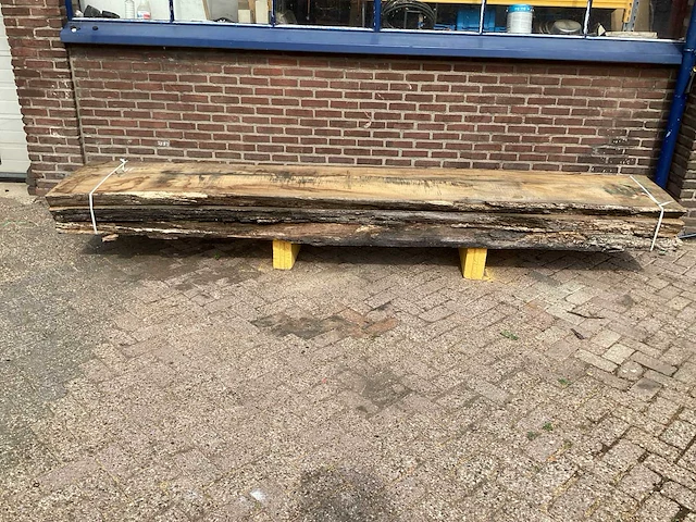 Europees eiken - 2018 gezaagd 290 x 770 x 3800 mm - schaaldeel (3x) - afbeelding 2 van  6