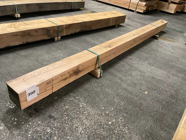 Europees eiken balk geschaafd 150x150 mm - afbeelding 1 van  5