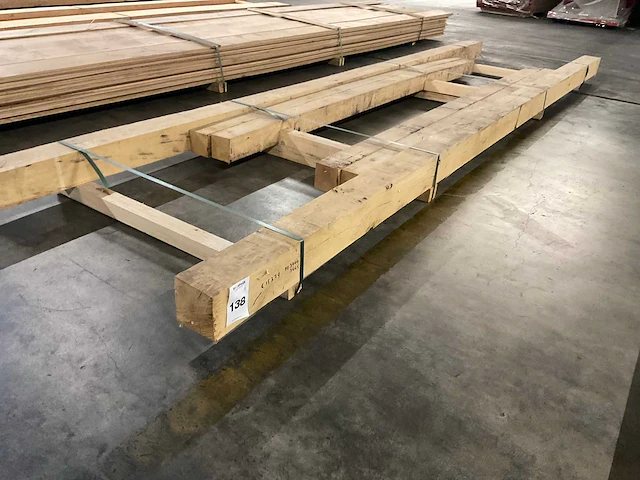 Europees eiken balken 100x100 mm en 125x125 mm (6x) - afbeelding 1 van  5