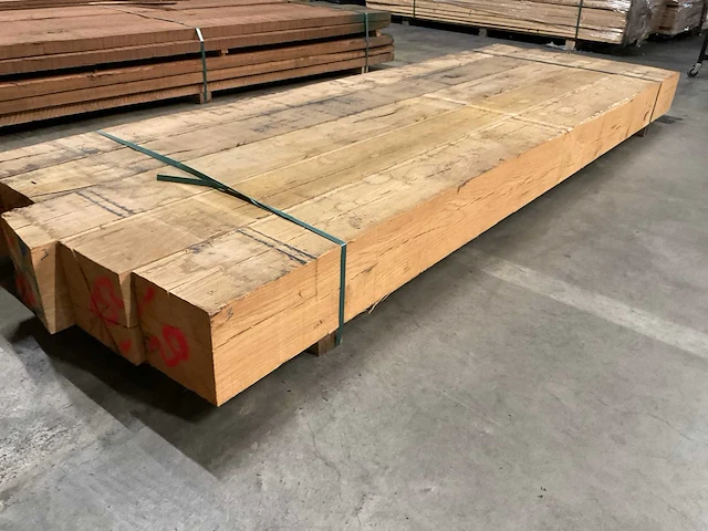 Europees eiken balken 200x200 mm (5x) - afbeelding 3 van  5