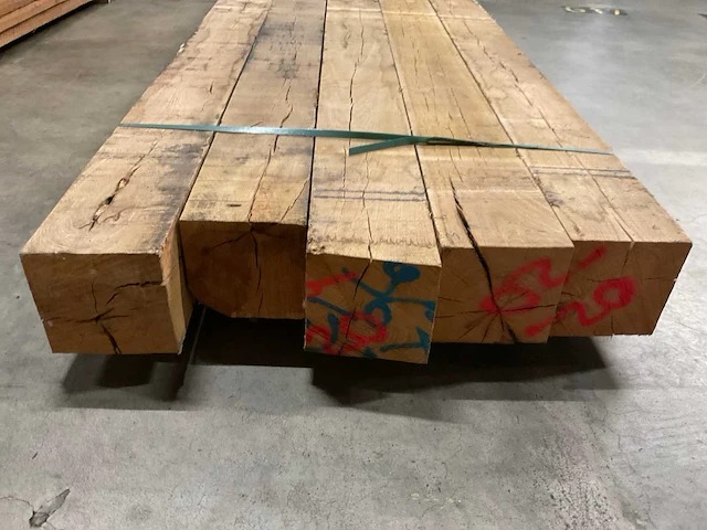 Europees eiken balken 200x200 mm (5x) - afbeelding 4 van  5