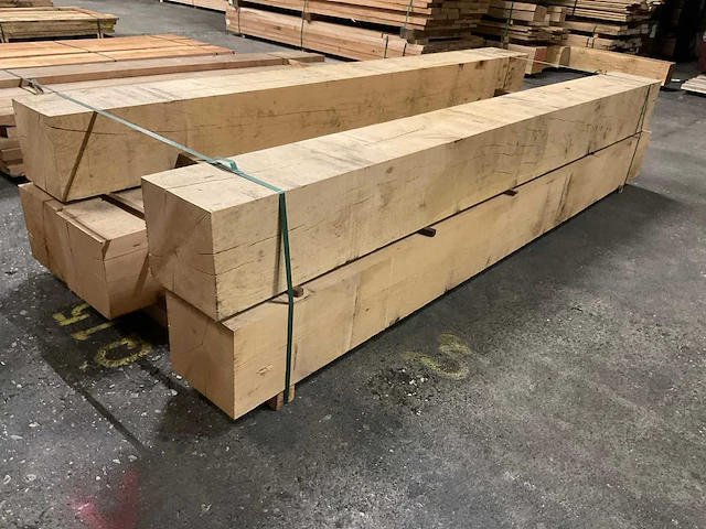 Europees eiken balken 250x250 mm (5x) - afbeelding 3 van  5