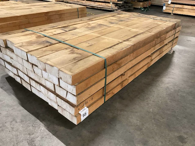 Europees eiken balken 65 mm ca. 0,887 m³ - afbeelding 1 van  5