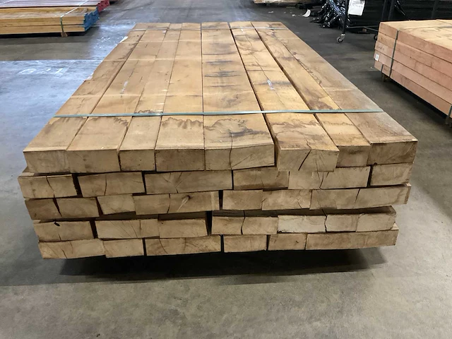 Europees eiken balken 65 mm ca. 0,887 m³ - afbeelding 4 van  5