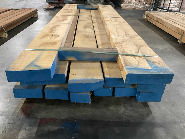 Europees eiken balken 80 mm ca. 0,713 m³ - afbeelding 4 van  5