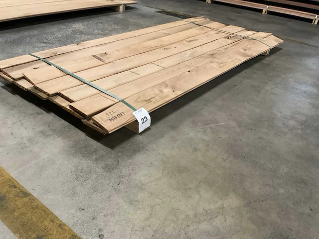 Europees eiken planchetten 15x120 mm (14x) - afbeelding 1 van  6