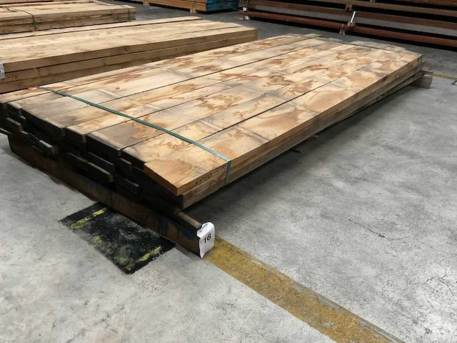 Europees eiken planken 27 mm ca. 0,338 m³ - afbeelding 1 van  5
