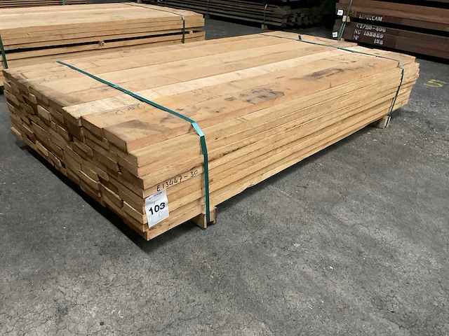 Europees eiken planken 27 mm ca. 0,496 m³ - afbeelding 1 van  5
