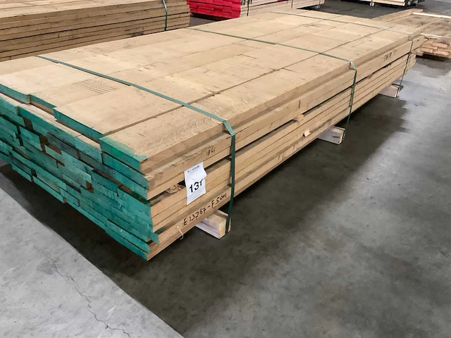 Europees eiken planken 27 mm ca. 0,565 m³ - afbeelding 1 van  5