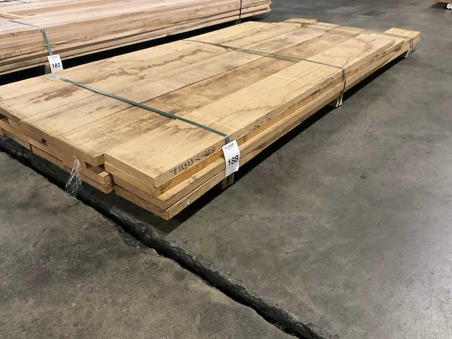 Europees eiken planken 27x200 mm (19x) - afbeelding 1 van  4