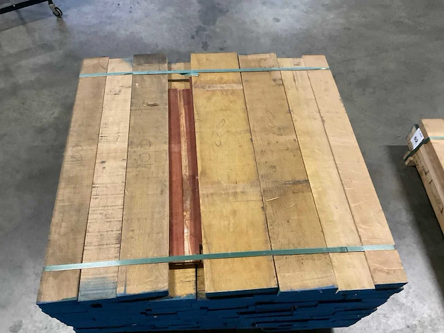 Europees eiken planken 40 mm ca. 0,596 m³ - afbeelding 5 van  5