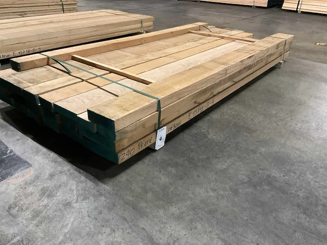 Europees eiken planken 52 mm ca. 0,399 m³ - afbeelding 1 van  5