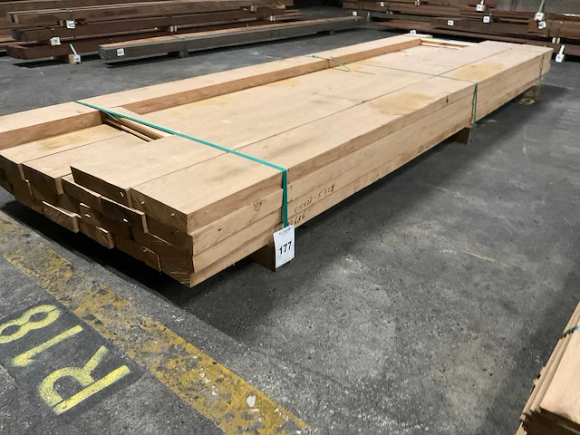 Europees eiken planken geschaafd 48 mm ca. 0,543 m³ - afbeelding 1 van  5