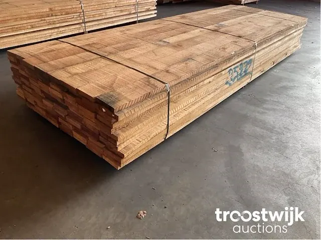 Europees eiken planken gestoomd ca. 0,9 m³ - afbeelding 1 van  5