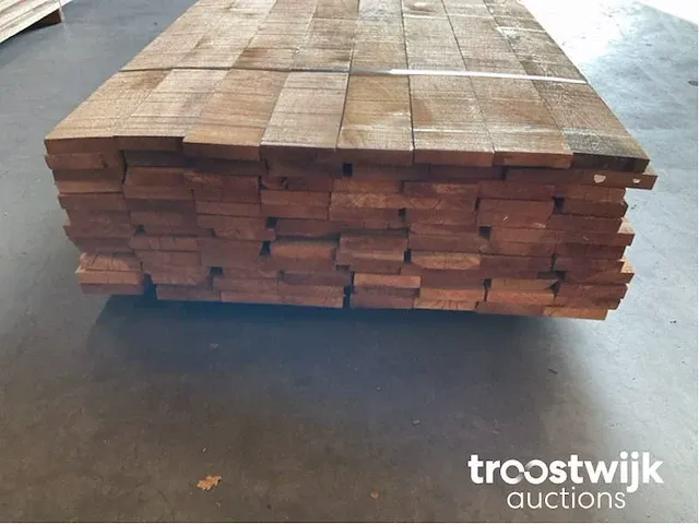 Europees eiken planken gestoomd ca. 0,9 m³ - afbeelding 2 van  5