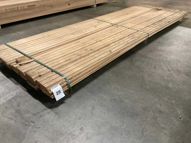 Europees eiken rhombus profiel geveldelen 25x130 mm (20x) - afbeelding 1 van  6