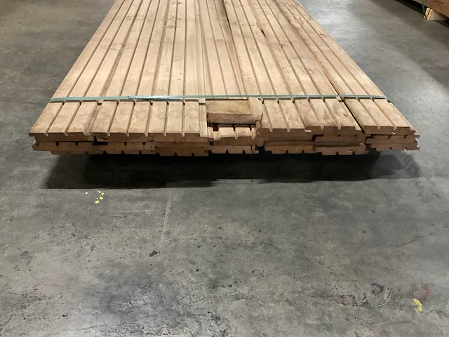 Europees eiken rhombus profiel geveldelen 25x130 mm (20x) - afbeelding 2 van  6