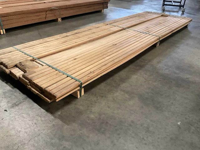 Europees eiken rhombus profiel geveldelen 25x130 mm (20x) - afbeelding 3 van  6
