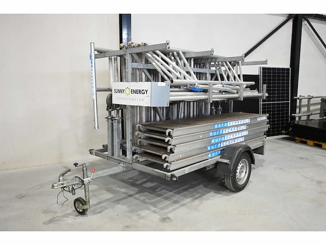 Euroscaffold - 15.2 meter aluminium rolsteiger met aanhanger - afbeelding 3 van  10