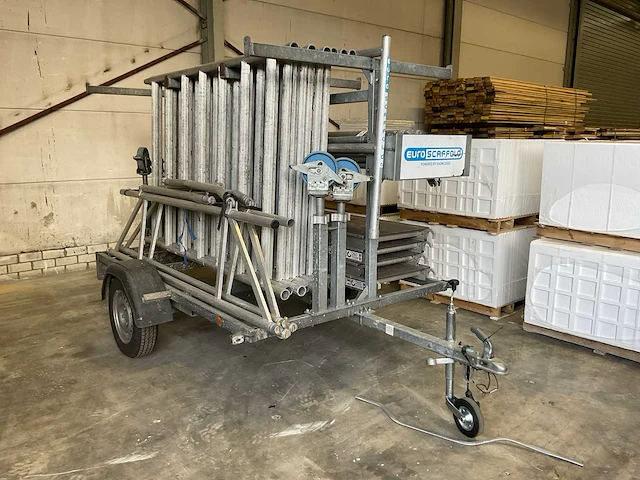 Euroscaffold rolsteiger op aanhangwagen - afbeelding 1 van  6
