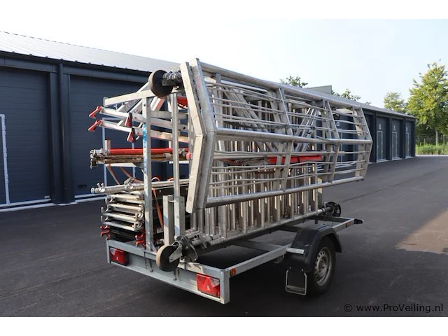 Euroscaffold rolsteiger op kar - 350x200x184 cm - afbeelding 7 van  9