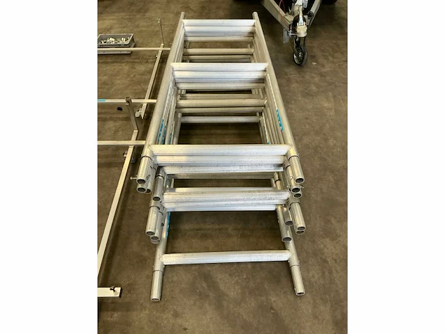 Euroscaffold solar lift (2x) - afbeelding 7 van  7