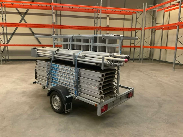 Euroscaffold steigeraanhanger met rolsteiger 250cm - afbeelding 12 van  17