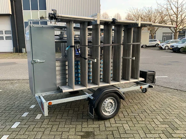 Euroscaffold steigeraanhanger met rolsteiger - afbeelding 16 van  22