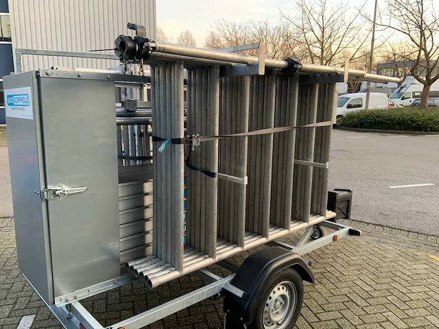 Euroscaffold steigeraanhanger met rolsteiger - afbeelding 19 van  22