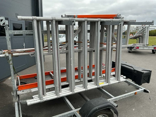 Euroscaffold steigeraanhanger met rolsteiger - afbeelding 14 van  18