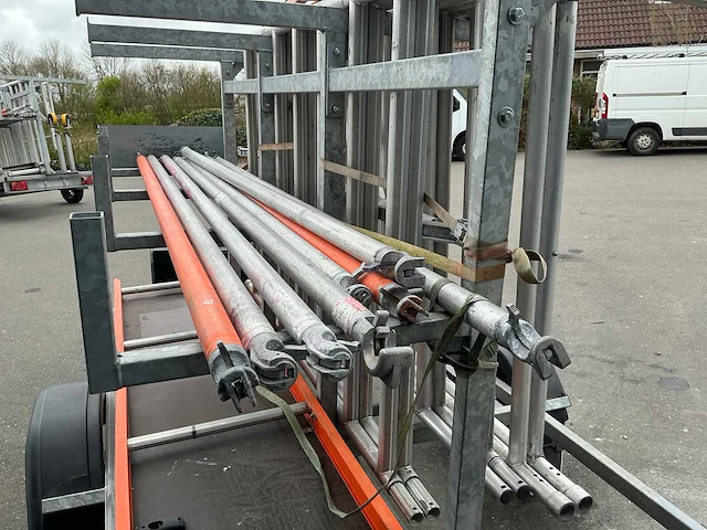 Euroscaffold steigeraanhanger met rolsteiger - afbeelding 15 van  18