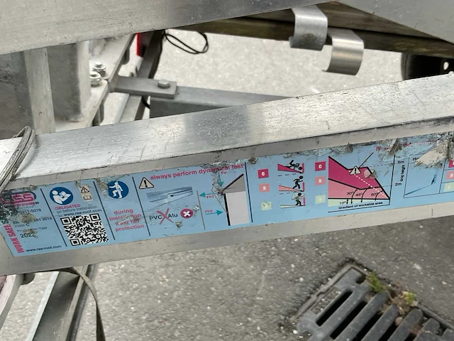 Euroscaffold steigeraanhanger met rss dakrandbeveiligingssets - afbeelding 13 van  15