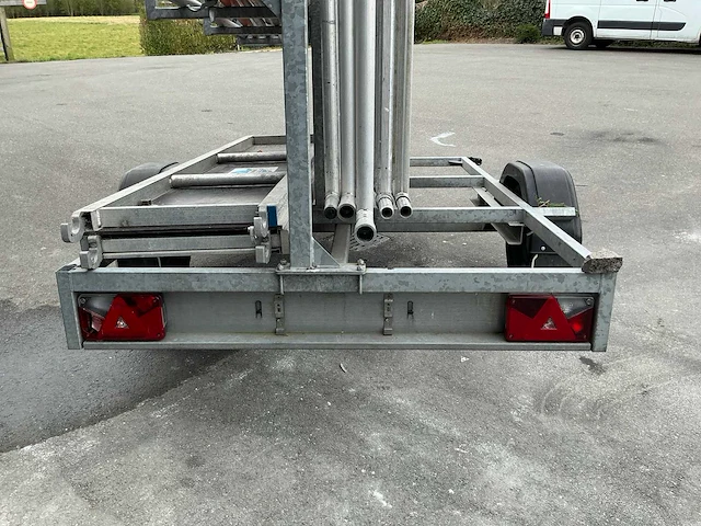 Euroscaffold steigeraanhanger met steiger - afbeelding 2 van  14