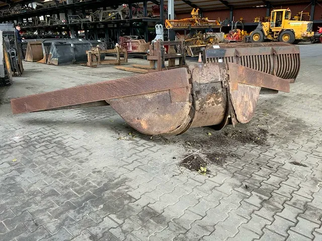 Eurosteel verstelbare profielbak “cw30” - afbeelding 7 van  12