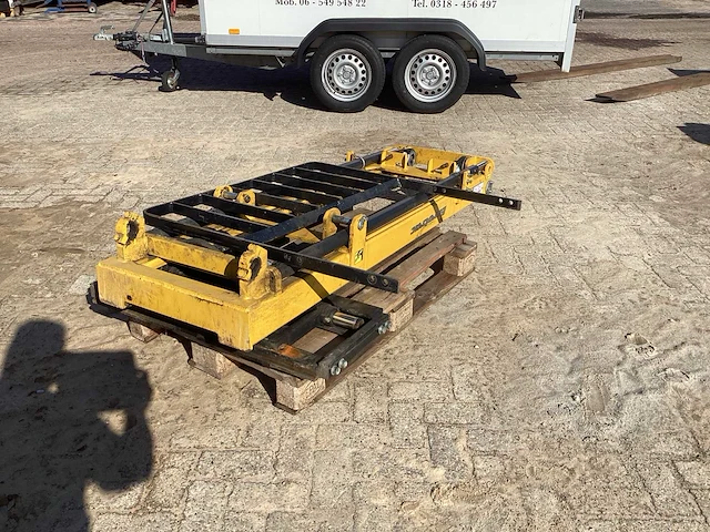 Eurotrac hef mast - afbeelding 10 van  10