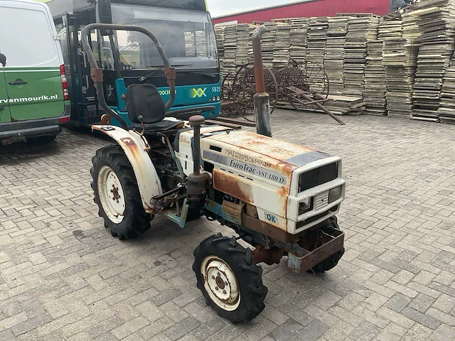 Eurotrac vst 180d compact tractor - afbeelding 8 van  14