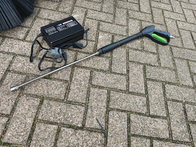 Ev - 2025 - d19 - zelfrijdende veegmachine - afbeelding 26 van  32