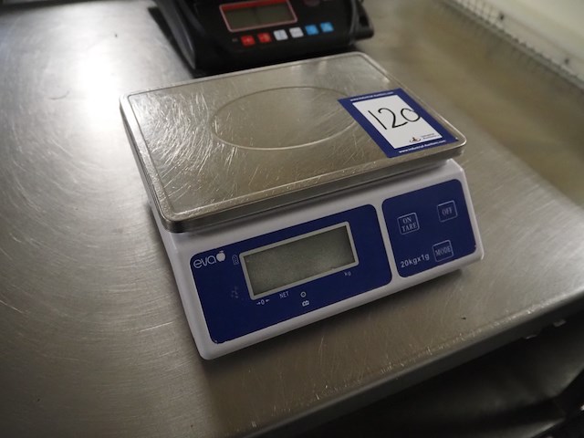 Eva - afbeelding 1 van  9